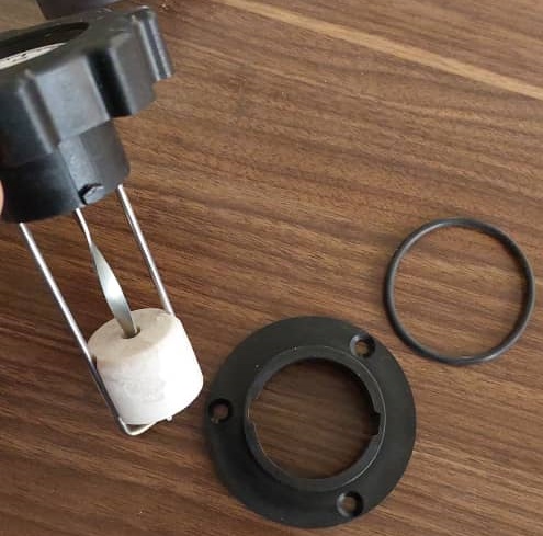 نشانگر سطح مایع